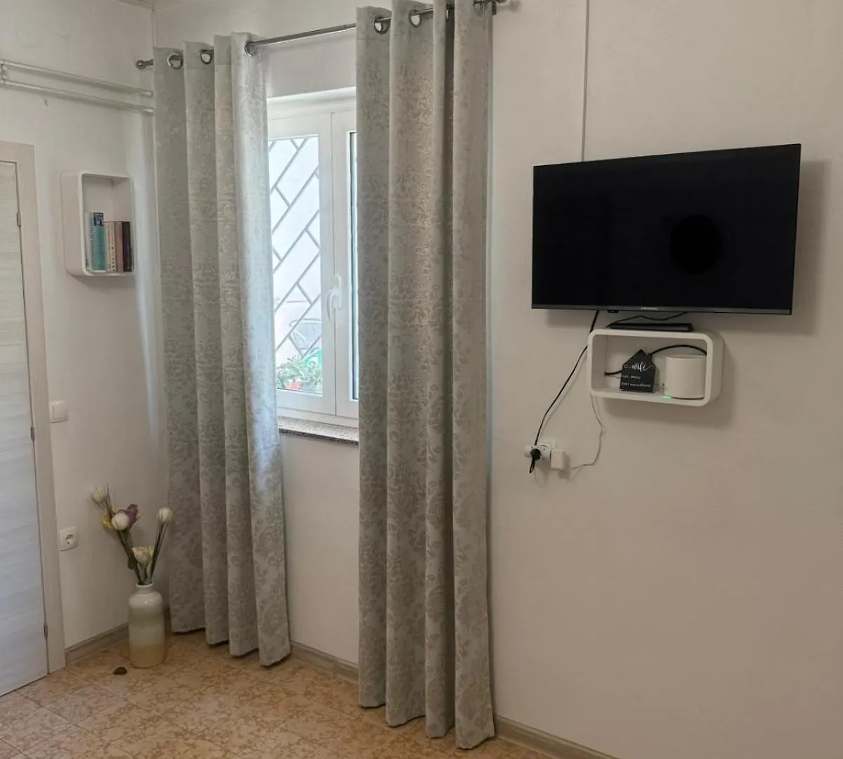 Apartmani Banina Ика Апартаменты