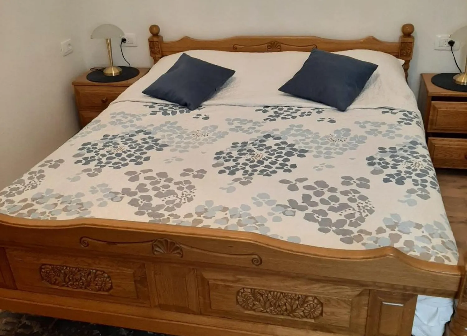 Apartmani Banina Ика Апартаменты